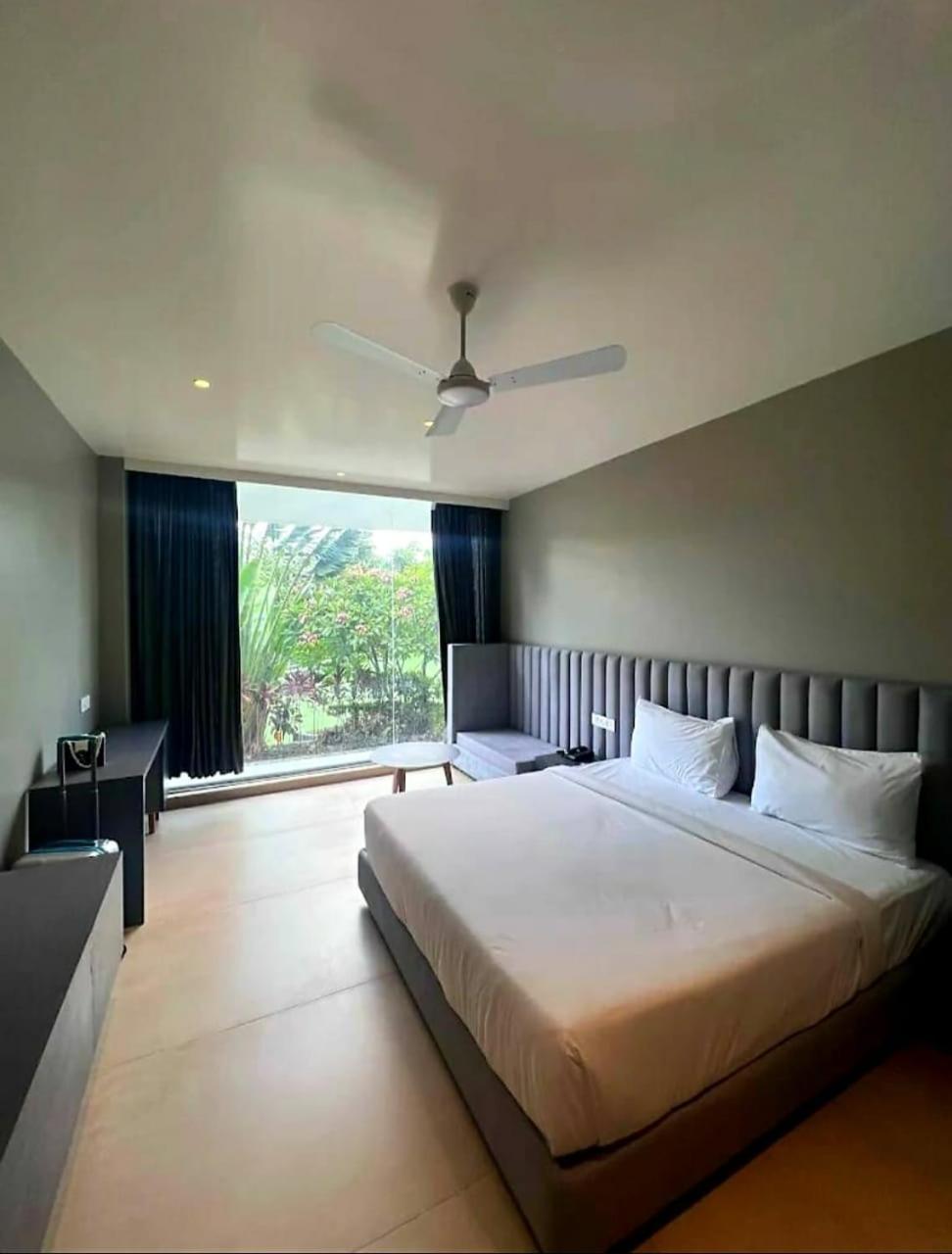 The Democracy Hotel & Resorts Nashik Exterior foto